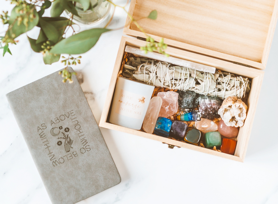 17 Piece Healing Crystal Starter Kit